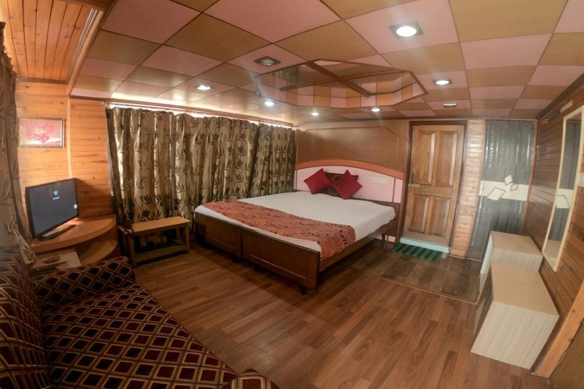 Grg Broadway Mall Road Darjeeling By Royal Collection Hotel מראה חיצוני תמונה