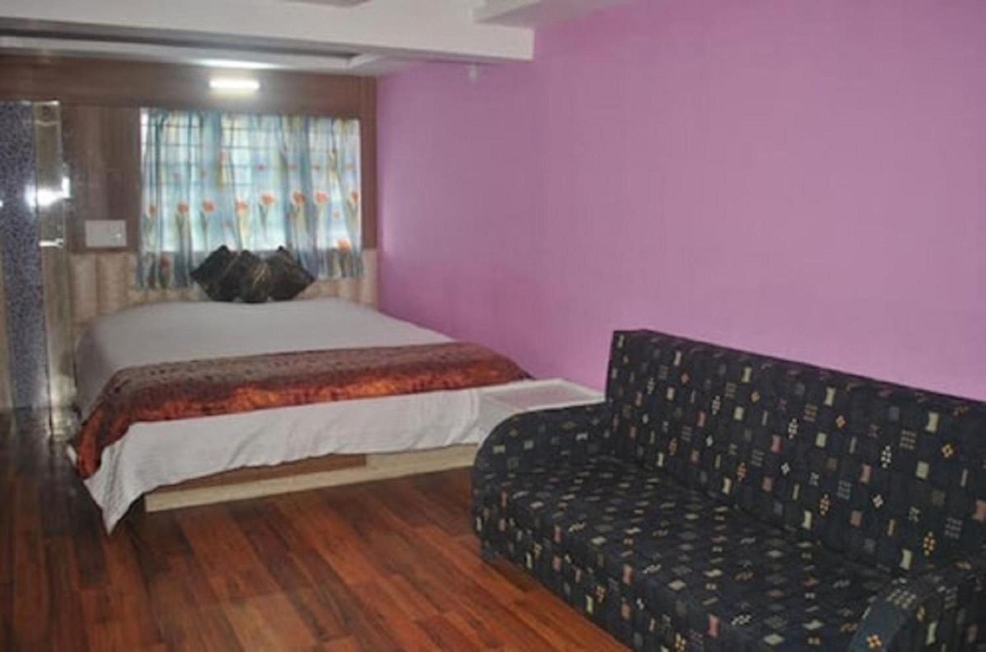 Grg Broadway Mall Road Darjeeling By Royal Collection Hotel מראה חיצוני תמונה