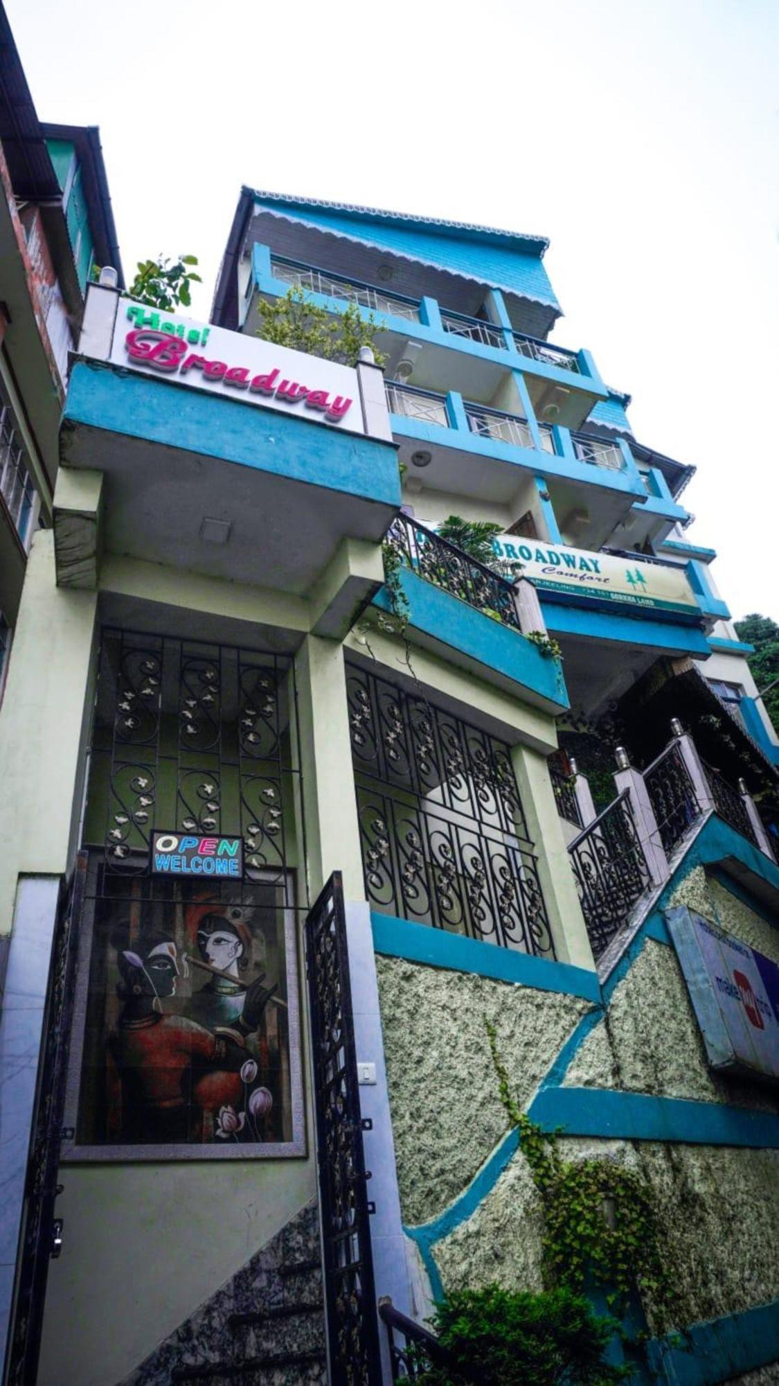 Grg Broadway Mall Road Darjeeling By Royal Collection Hotel מראה חיצוני תמונה