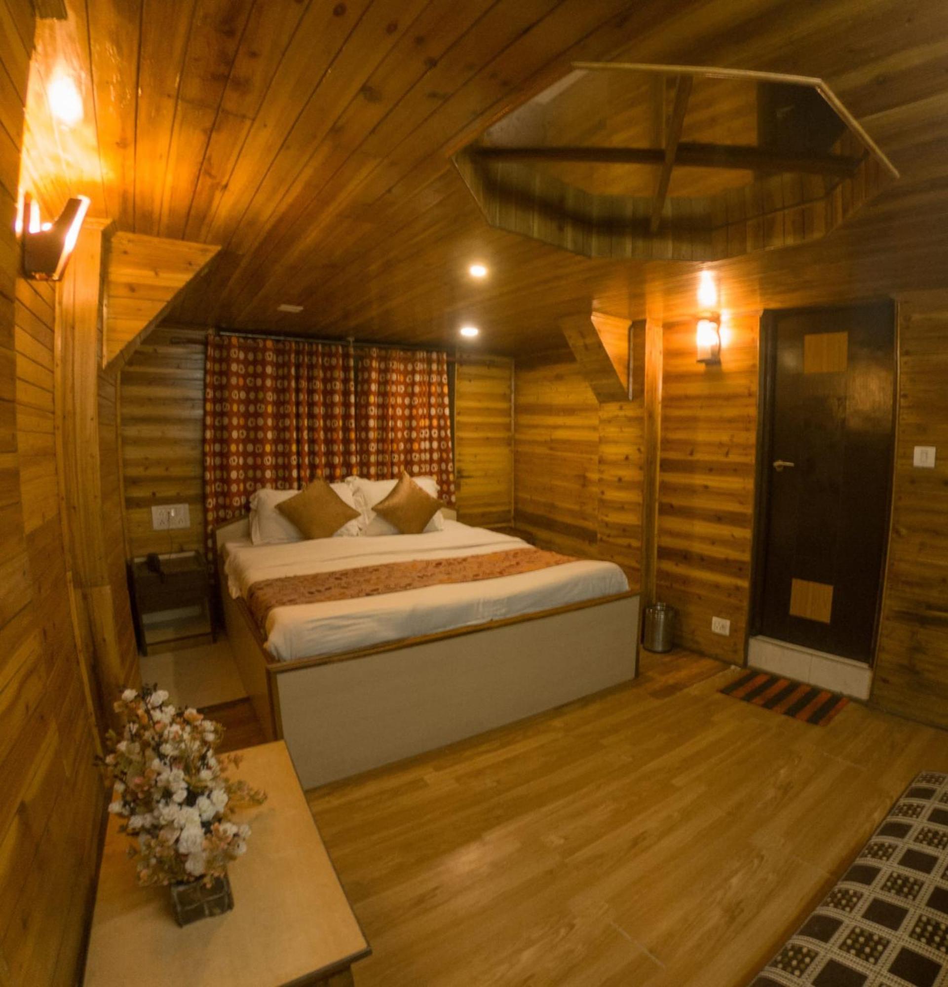 Grg Broadway Mall Road Darjeeling By Royal Collection Hotel מראה חיצוני תמונה