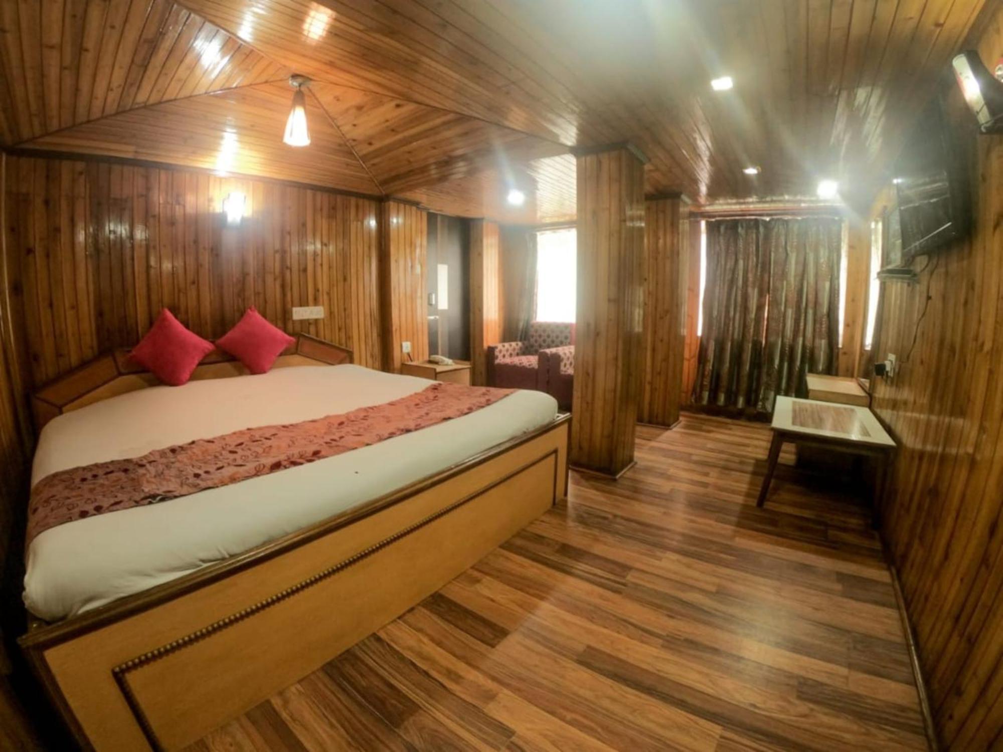Grg Broadway Mall Road Darjeeling By Royal Collection Hotel מראה חיצוני תמונה
